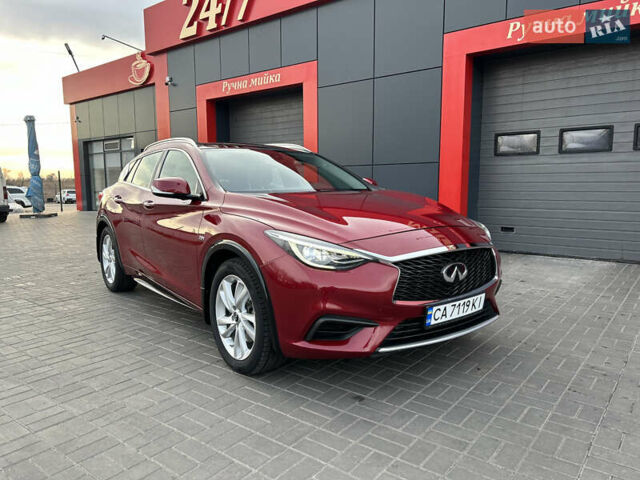 Червоний Інфініті QX30, об'ємом двигуна 2 л та пробігом 32 тис. км за 18999 $, фото 1 на Automoto.ua