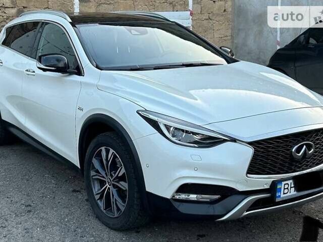 Інфініті QX30, об'ємом двигуна 1.99 л та пробігом 100 тис. км за 19300 $, фото 1 на Automoto.ua