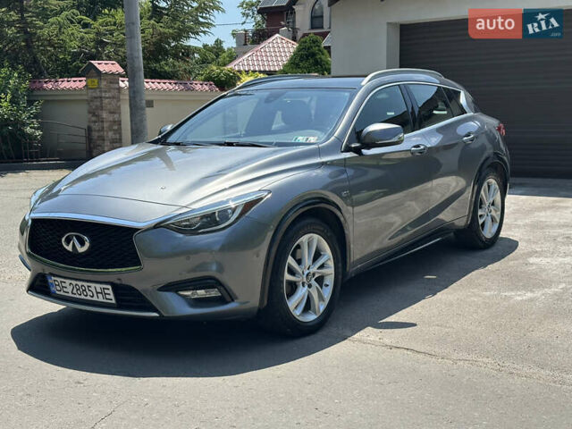 Серый Инфинити QX30, объемом двигателя 1.99 л и пробегом 152 тыс. км за 15600 $, фото 1 на Automoto.ua