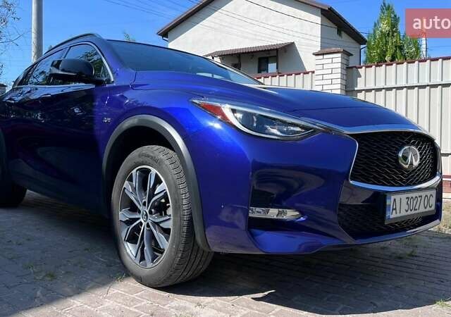 Синий Инфинити QX30, объемом двигателя 1.99 л и пробегом 47 тыс. км за 19500 $, фото 1 на Automoto.ua