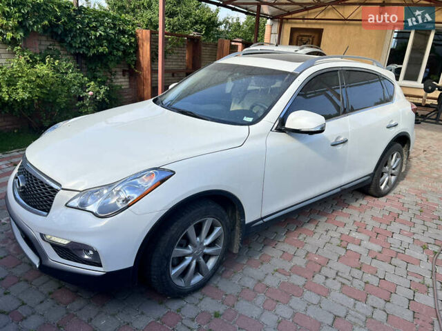 Белый Инфинити QX50, объемом двигателя 3.7 л и пробегом 85 тыс. км за 17800 $, фото 1 на Automoto.ua