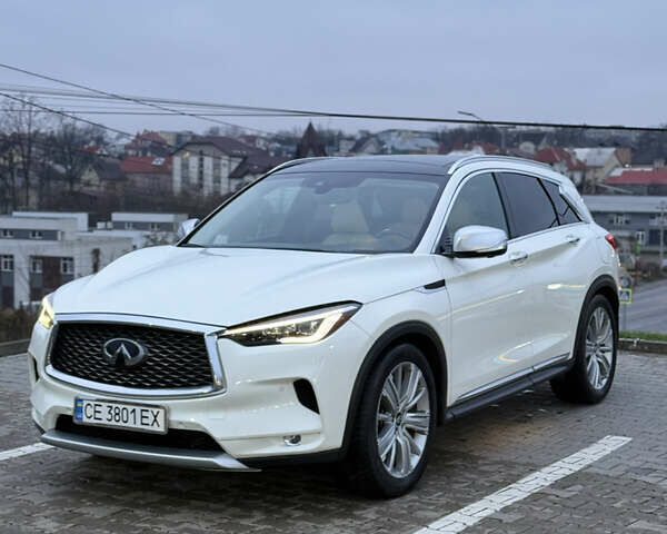 Білий Інфініті QX50, об'ємом двигуна 1.99 л та пробігом 57 тис. км за 31900 $, фото 1 на Automoto.ua