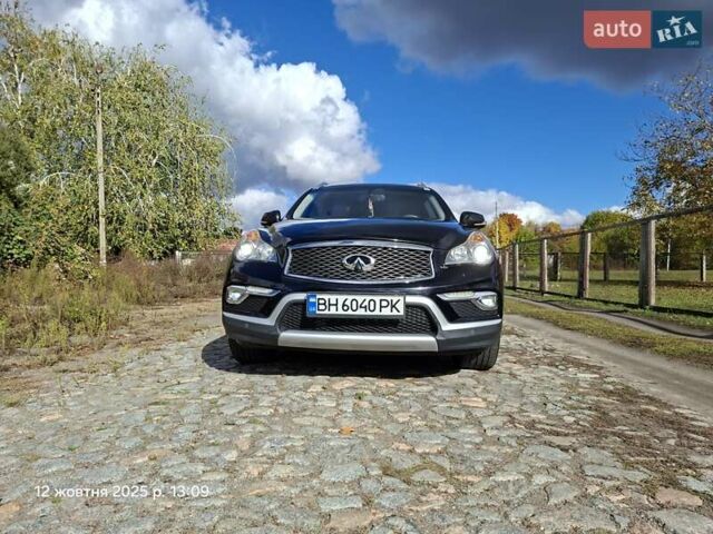 Черный Инфинити QX50, объемом двигателя 3.7 л и пробегом 111 тыс. км за 14000 $, фото 1 на Automoto.ua