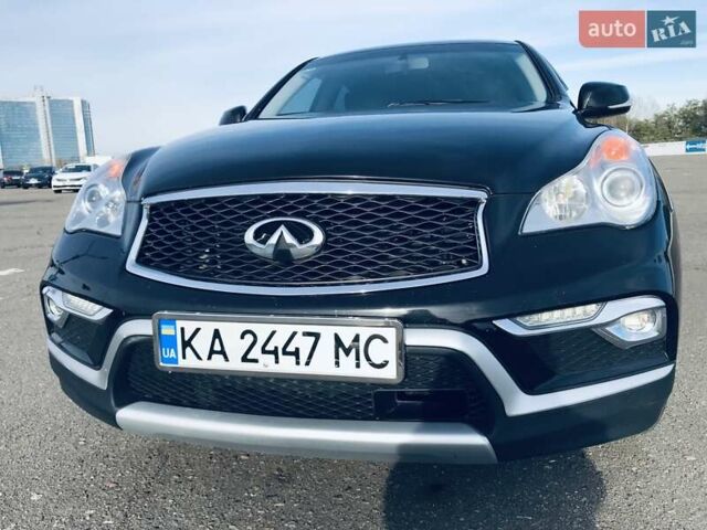 Черный Инфинити QX50, объемом двигателя 3.7 л и пробегом 98 тыс. км за 13800 $, фото 1 на Automoto.ua