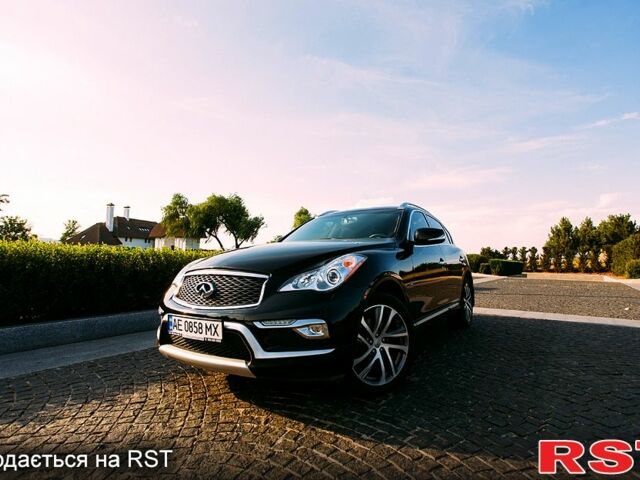 Черный Инфинити QX50, объемом двигателя 3.7 л и пробегом 80 тыс. км за 14600 $, фото 1 на Automoto.ua