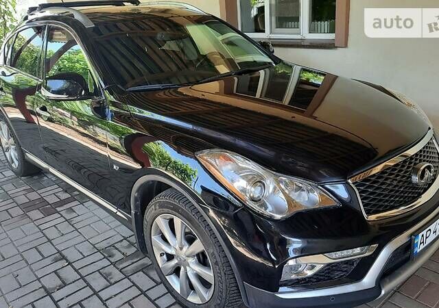 Чорний Інфініті QX50, об'ємом двигуна 3.7 л та пробігом 118 тис. км за 15500 $, фото 1 на Automoto.ua