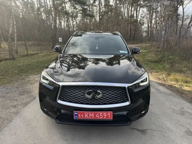 Черный Инфинити QX50, объемом двигателя 2 л и пробегом 60 тыс. км за 24800 $, фото 1 на Automoto.ua