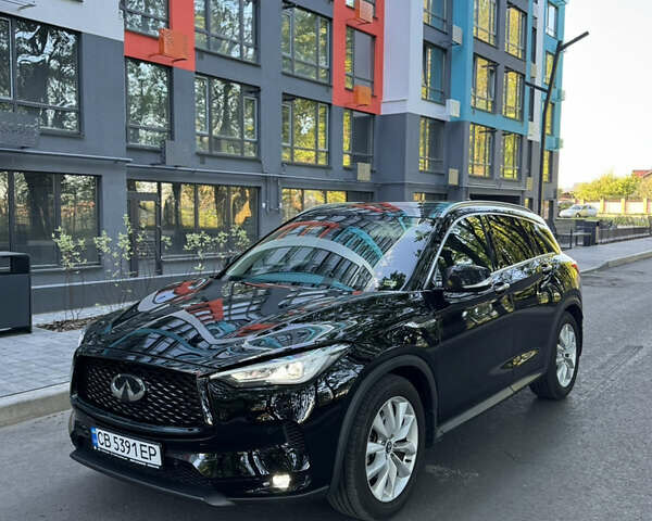 Черный Инфинити QX50, объемом двигателя 2 л и пробегом 140 тыс. км за 21900 $, фото 1 на Automoto.ua