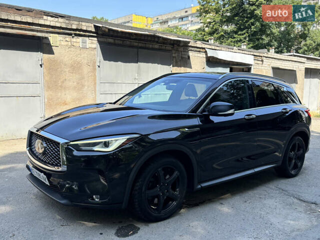 Черный Инфинити QX50, объемом двигателя 2 л и пробегом 155 тыс. км за 23500 $, фото 1 на Automoto.ua