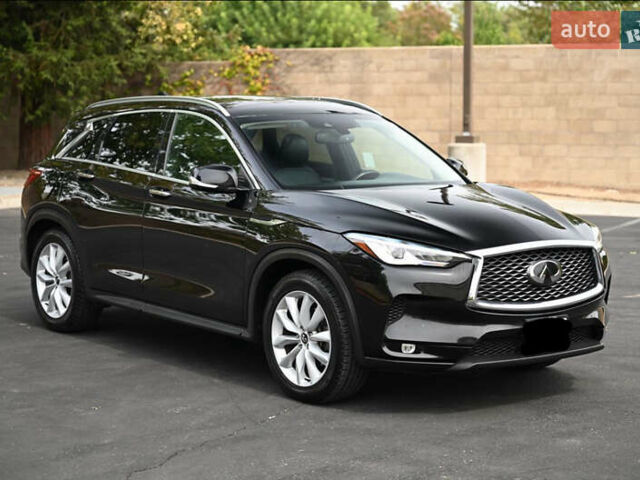 Чорний Інфініті QX50, об'ємом двигуна 1.99 л та пробігом 77 тис. км за 25555 $, фото 1 на Automoto.ua
