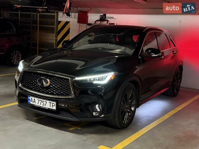 Черный Инфинити QX50, объемом двигателя 1.99 л и пробегом 61 тыс. км за 29900 $, фото 1 на Automoto.ua