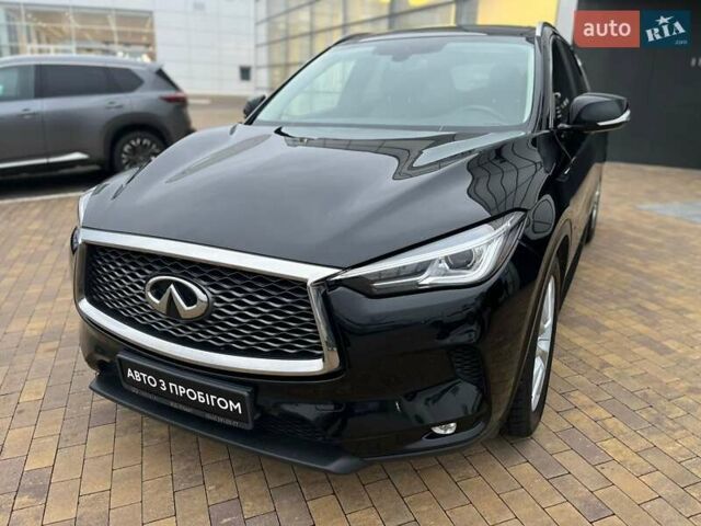 Чорний Інфініті QX50, об'ємом двигуна 2 л та пробігом 112 тис. км за 24658 $, фото 1 на Automoto.ua