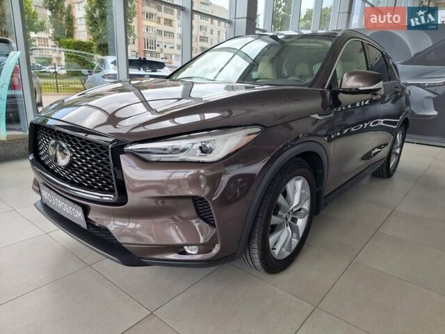 Коричневый Инфинити QX50, объемом двигателя 2 л и пробегом 107 тыс. км за 22200 $, фото 1 на Automoto.ua