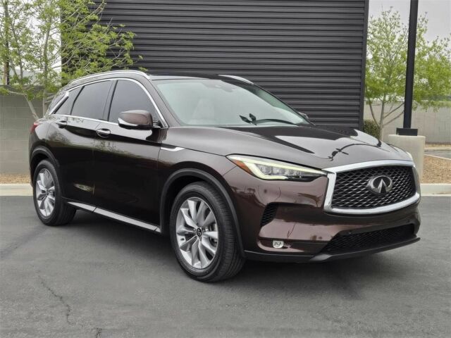 Коричневый Инфинити QX50, объемом двигателя 2 л и пробегом 50 тыс. км за 15800 $, фото 1 на Automoto.ua