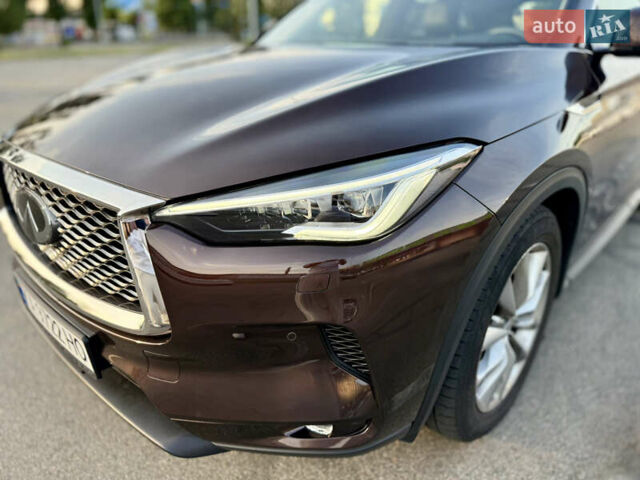 Коричневый Инфинити QX50, объемом двигателя 2 л и пробегом 22 тыс. км за 37799 $, фото 1 на Automoto.ua