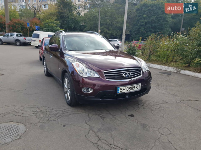 Красный Инфинити QX50, объемом двигателя 3.7 л и пробегом 108 тыс. км за 15900 $, фото 1 на Automoto.ua