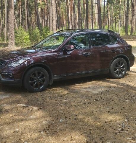 Червоний Інфініті QX50, об'ємом двигуна 3.7 л та пробігом 190 тис. км за 18500 $, фото 1 на Automoto.ua