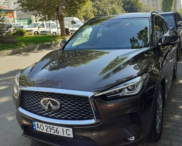 Інфініті QX50, об'ємом двигуна 2 л та пробігом 73 тис. км за 25999 $, фото 1 на Automoto.ua