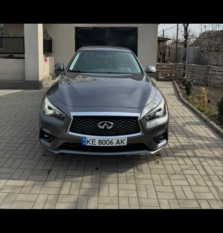 Серый Инфинити QX50, объемом двигателя 2 л и пробегом 150 тыс. км за 14000 $, фото 1 на Automoto.ua