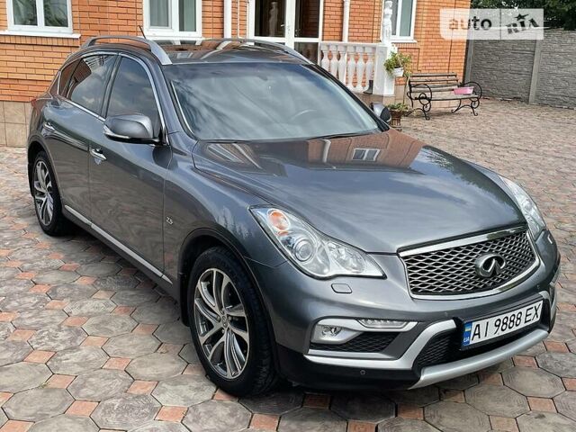 Сірий Інфініті QX50, об'ємом двигуна 2.5 л та пробігом 75 тис. км за 18500 $, фото 1 на Automoto.ua