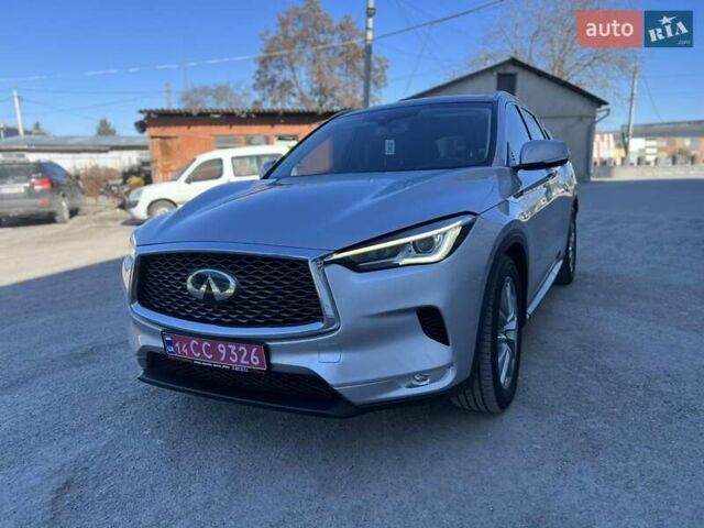 Сірий Інфініті QX50, об'ємом двигуна 2 л та пробігом 220 тис. км за 19999 $, фото 1 на Automoto.ua