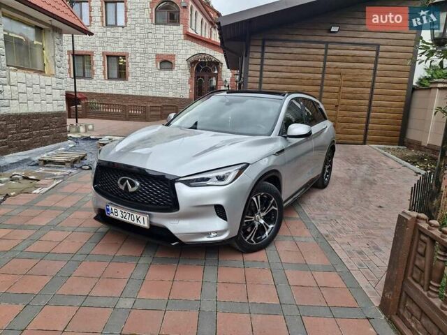 Серый Инфинити QX50, объемом двигателя 2 л и пробегом 91 тыс. км за 19300 $, фото 1 на Automoto.ua
