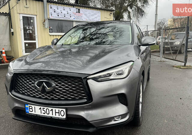 Серый Инфинити QX50, объемом двигателя 2 л и пробегом 80 тыс. км за 18500 $, фото 1 на Automoto.ua