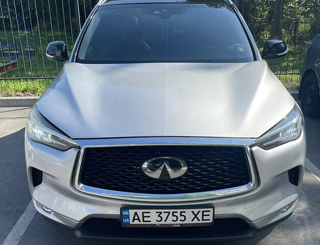 Серый Инфинити QX50, объемом двигателя 2 л и пробегом 70 тыс. км за 22500 $, фото 1 на Automoto.ua