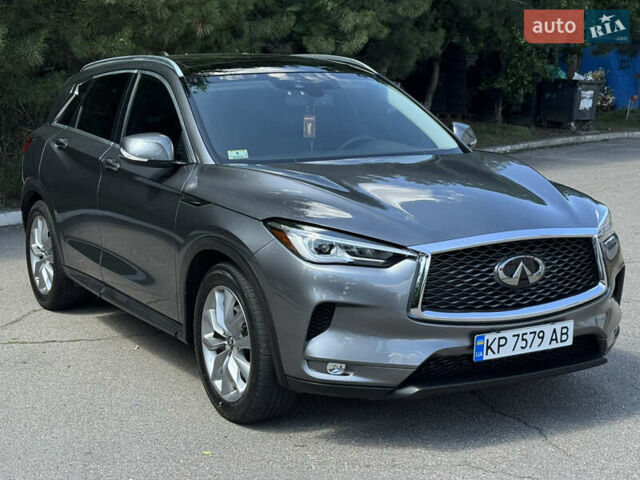 Сірий Інфініті QX50, об'ємом двигуна 2 л та пробігом 66 тис. км за 22500 $, фото 1 на Automoto.ua