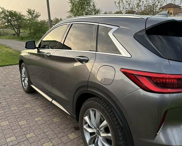 Сірий Інфініті QX50, об'ємом двигуна 1.97 л та пробігом 54 тис. км за 26000 $, фото 1 на Automoto.ua