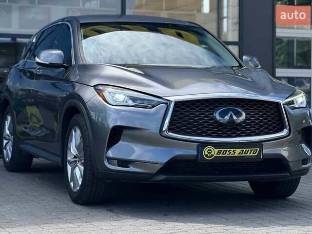 Сірий Інфініті QX50, об'ємом двигуна 2 л та пробігом 96 тис. км за 23500 $, фото 1 на Automoto.ua