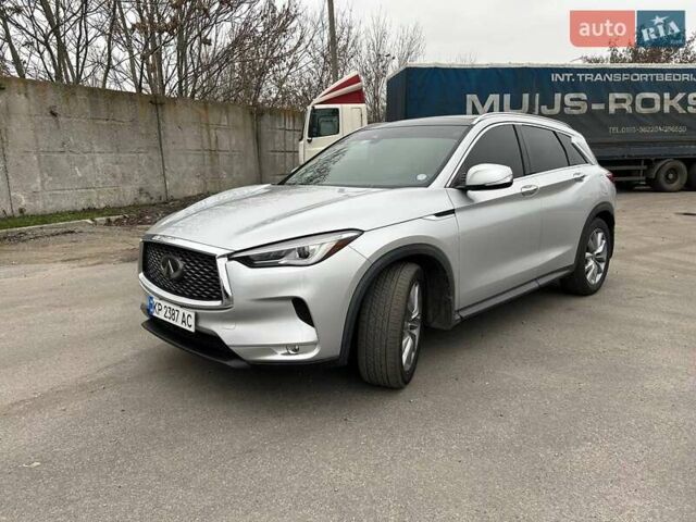Сірий Інфініті QX50, об'ємом двигуна 2 л та пробігом 43 тис. км за 24000 $, фото 1 на Automoto.ua