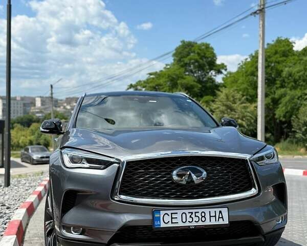 Сірий Інфініті QX50, об'ємом двигуна 2 л та пробігом 77 тис. км за 26300 $, фото 1 на Automoto.ua