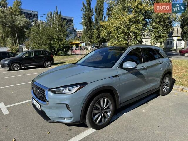 Сірий Інфініті QX50, об'ємом двигуна 2 л та пробігом 83 тис. км за 29500 $, фото 1 на Automoto.ua