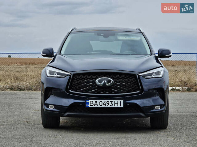 Синий Инфинити QX50, объемом двигателя 2 л и пробегом 136 тыс. км за 20900 $, фото 1 на Automoto.ua
