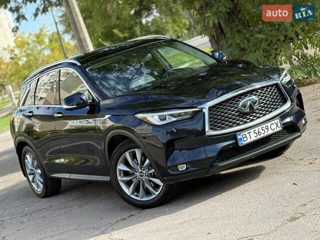 Синій Інфініті QX50, об'ємом двигуна 2 л та пробігом 18 тис. км за 30000 $, фото 1 на Automoto.ua