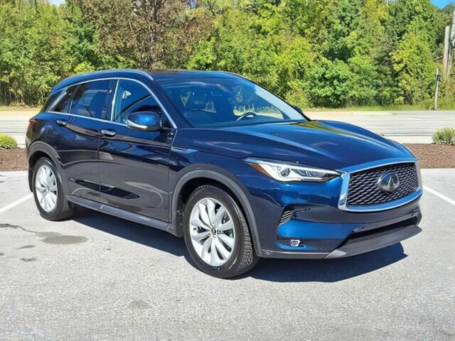 Синий Инфинити QX50, объемом двигателя 2 л и пробегом 40 тыс. км за 8800 $, фото 1 на Automoto.ua