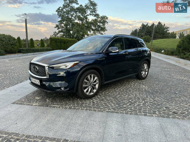 Синій Інфініті QX50, об'ємом двигуна 2 л та пробігом 62 тис. км за 27500 $, фото 1 на Automoto.ua