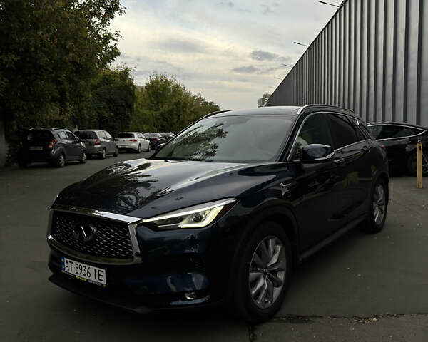 Синий Инфинити QX50, объемом двигателя 1.99 л и пробегом 16 тыс. км за 24000 $, фото 1 на Automoto.ua