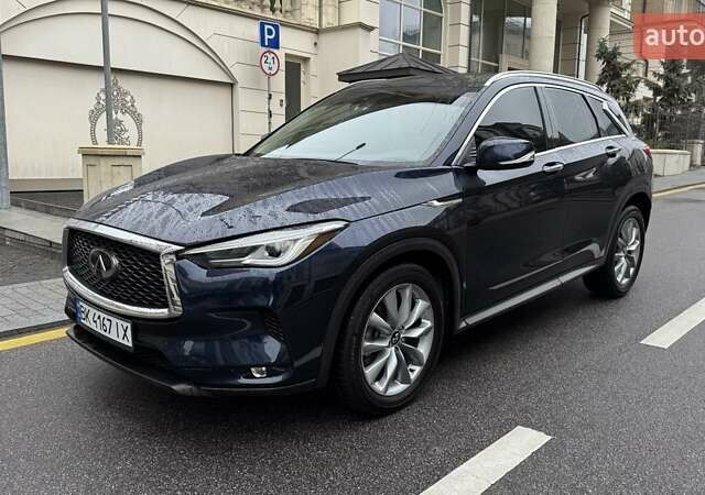 Синий Инфинити QX50, объемом двигателя 2 л и пробегом 37 тыс. км за 25300 $, фото 1 на Automoto.ua