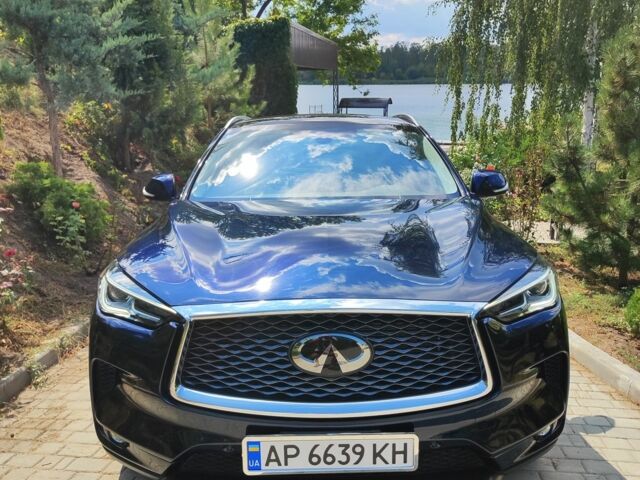 Синий Инфинити QX50, объемом двигателя 2 л и пробегом 48 тыс. км за 28500 $, фото 1 на Automoto.ua
