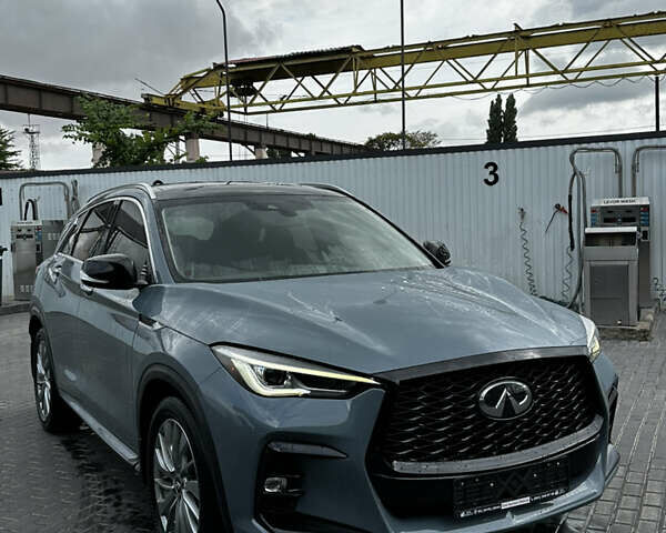 Синий Инфинити QX50, объемом двигателя 1.99 л и пробегом 32 тыс. км за 29999 $, фото 1 на Automoto.ua