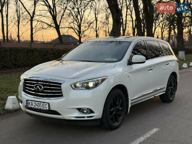Белый Инфинити QX60, объемом двигателя 3.5 л и пробегом 153 тыс. км за 12999 $, фото 1 на Automoto.ua