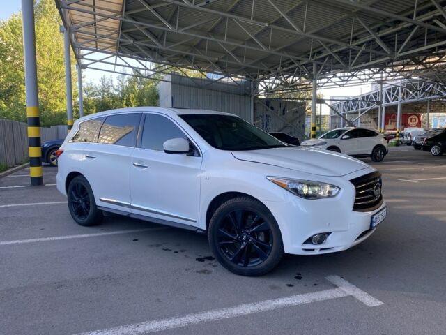 Білий Інфініті QX60, об'ємом двигуна 3.5 л та пробігом 186 тис. км за 17000 $, фото 1 на Automoto.ua