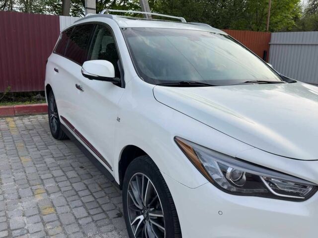 Білий Інфініті QX60, об'ємом двигуна 0 л та пробігом 120 тис. км за 17700 $, фото 1 на Automoto.ua