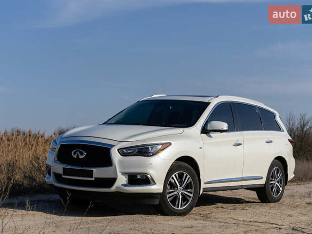 Білий Інфініті QX60, об'ємом двигуна 3.5 л та пробігом 139 тис. км за 17500 $, фото 1 на Automoto.ua