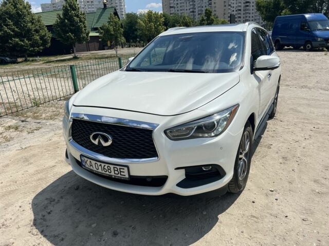 Белый Инфинити QX60, объемом двигателя 3.5 л и пробегом 103 тыс. км за 17500 $, фото 1 на Automoto.ua