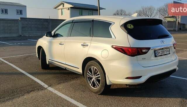 Білий Інфініті QX60, об'ємом двигуна 3.5 л та пробігом 52 тис. км за 25000 $, фото 1 на Automoto.ua