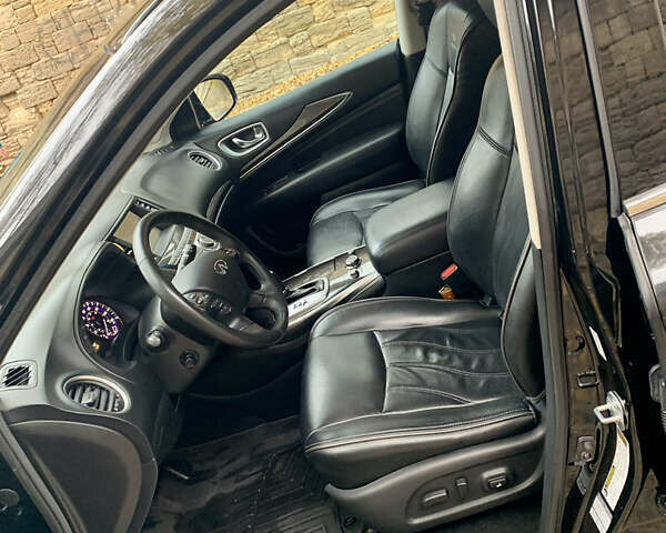 Чорний Інфініті QX60, об'ємом двигуна 3.5 л та пробігом 120 тис. км за 21000 $, фото 1 на Automoto.ua