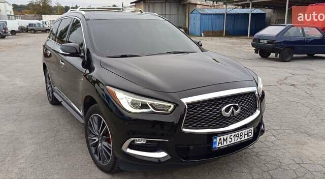 Чорний Інфініті QX60, об'ємом двигуна 3.5 л та пробігом 122 тис. км за 16500 $, фото 1 на Automoto.ua